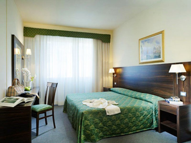 Hotel Quality Delfino Venezia 4*